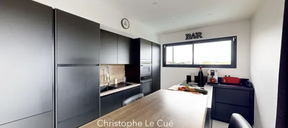 4 bedrooms Villa in Claira, France No. 350024 3