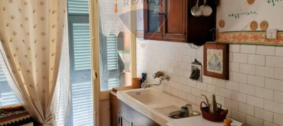 4 rooms Apartment in Varese Ligure, Italy No. 265187 11