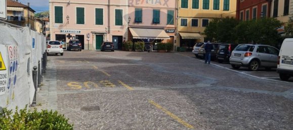 4 rooms Apartment in Varese Ligure, Italy No. 265187 6