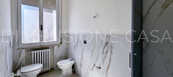 1 bedroom Apartment in Carpi, Italy No. 213699 9