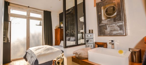 2 bedrooms Apartment in Courbevoie, France No. 136813 9