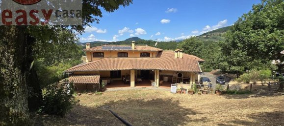3 bedrooms Villa in Lucca, Italy No. 361538 2