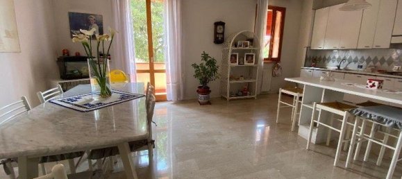 9 rooms Villa in Empoli, Italy No. 125801 3