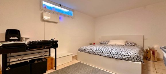 2 bedrooms Apartment in Milan, Italy No. 335245 10