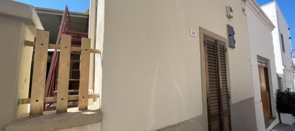 4 rooms House in Matino, Italy No. 235442 18