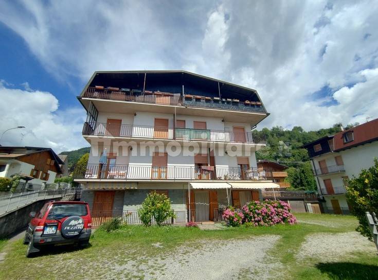 Квартира с 2 спальнями в Борно, Италия № 257460