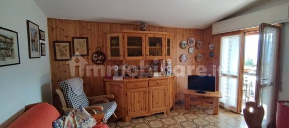 Квартира с 2 спальнями в Борно, Италия № 257460 4