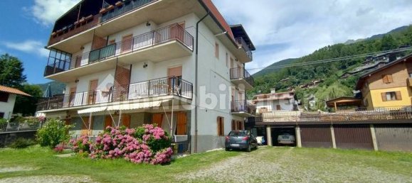 Квартира с 2 спальнями в Борно, Италия № 257460 24