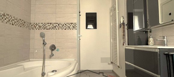 2 bedrooms Apartment in Como, Italy No. 379435 18