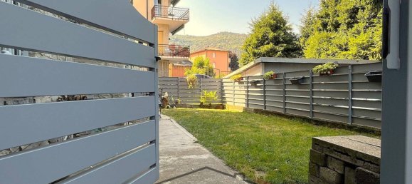 2 bedrooms Apartment in Como, Italy No. 379435 2