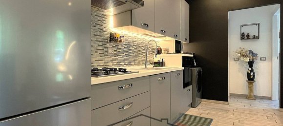 2 bedrooms Apartment in Como, Italy No. 379435 13