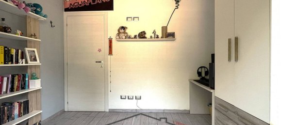 2 bedrooms Apartment in Como, Italy No. 379435 21