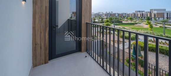 Moradia em banda T3 em Mudon, UAE N.º 111057 19