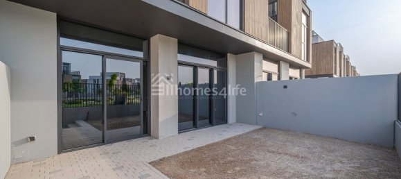 Moradia em banda T3 em Mudon, UAE N.º 111057 23