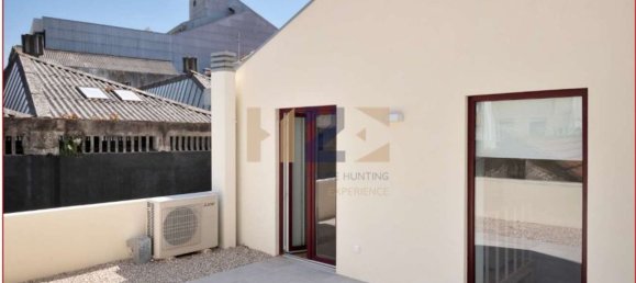 561m² Building in Porto, Portugal No. 78679 5