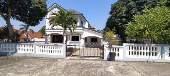4 bedrooms House for sale in Pattaya, Chonburi, Eastern Thailand, Thailand № 59242 19