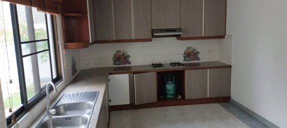 4 bedrooms House for sale in Pattaya, Chonburi, Eastern Thailand, Thailand № 59242 14