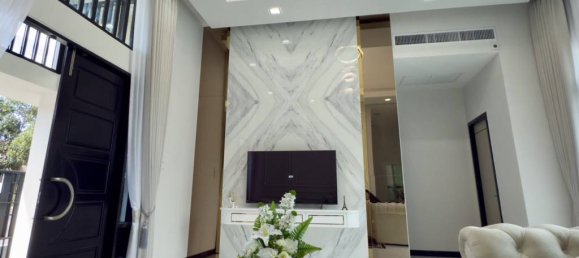 Дом с 3 спальнями в Паттайя, Таиланд № 26228 2