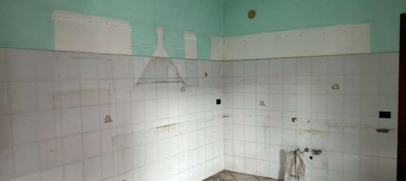 Apartamento de 3 habitaciónes en Somma Lombardo, Italy No. 334140 3