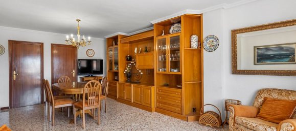 Apartamento de 3 dormitorios en Torrevieja, Spain No. 181513 2