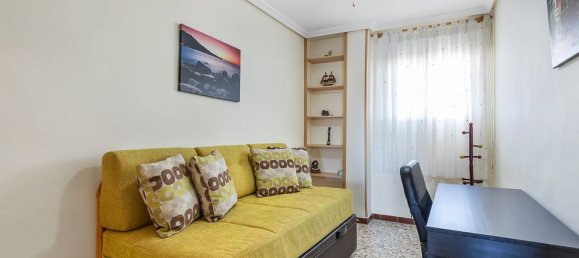 Apartamento de 3 dormitorios en Torrevieja, Spain No. 181513 12