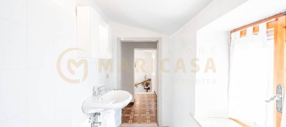 6 rooms House in Serramazzoni, Italy No. 37591 22