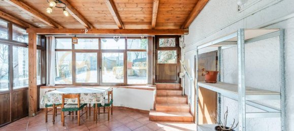 6 rooms House in Serramazzoni, Italy No. 37591 34