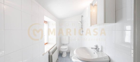 6 rooms House in Serramazzoni, Italy No. 37591 20