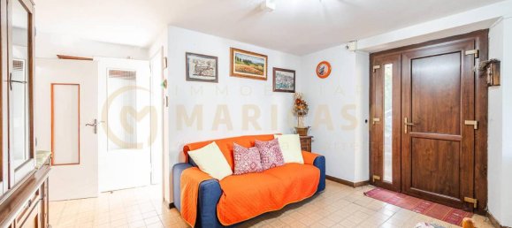 6 rooms House in Serramazzoni, Italy No. 37591 2