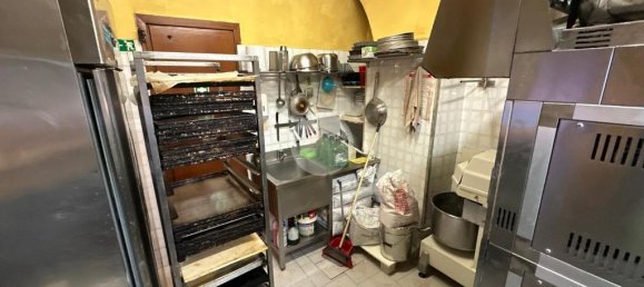 Gewerbliche Immobilie in Genoa, Italy 30m², Nr. 309943 9