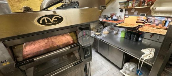 Gewerbliche Immobilie in Genoa, Italy 30m², Nr. 309943 5