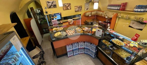 Gewerbliche Immobilie in Genoa, Italy 30m², Nr. 309943 15