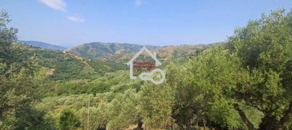 2 bedrooms Villa in Perdifumo, Italy No. 283901 4