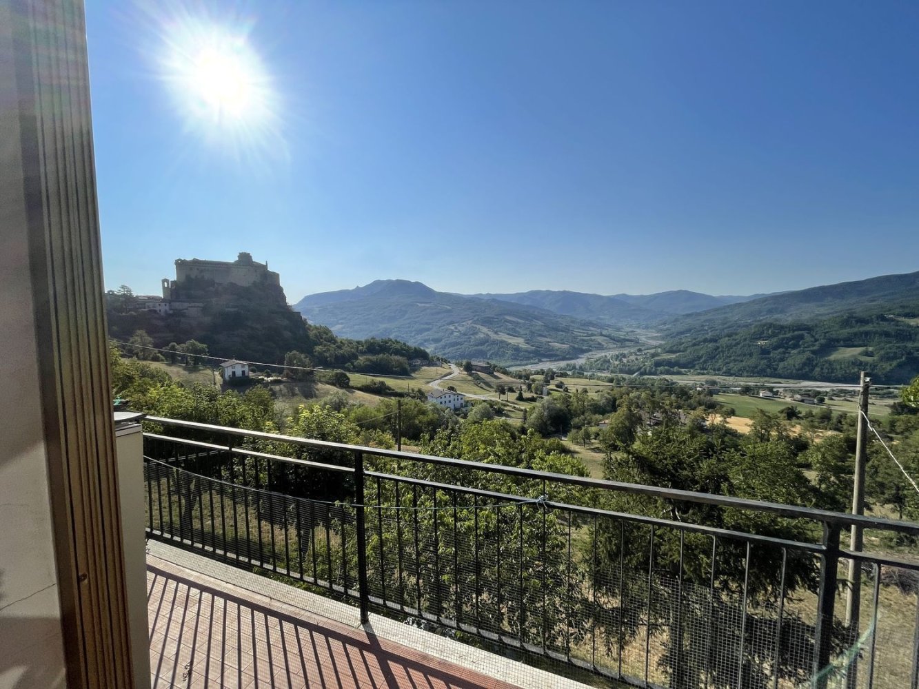 4 rooms Apartment in Bardi, Italy No. 131820