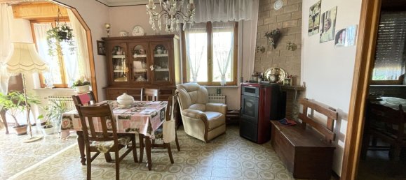 4 rooms Apartment in Bardi, Italy No. 131820 10