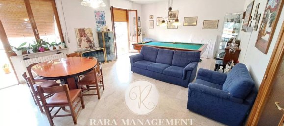 3 bedrooms Apartment in Macerata, Italy No. 347680 6