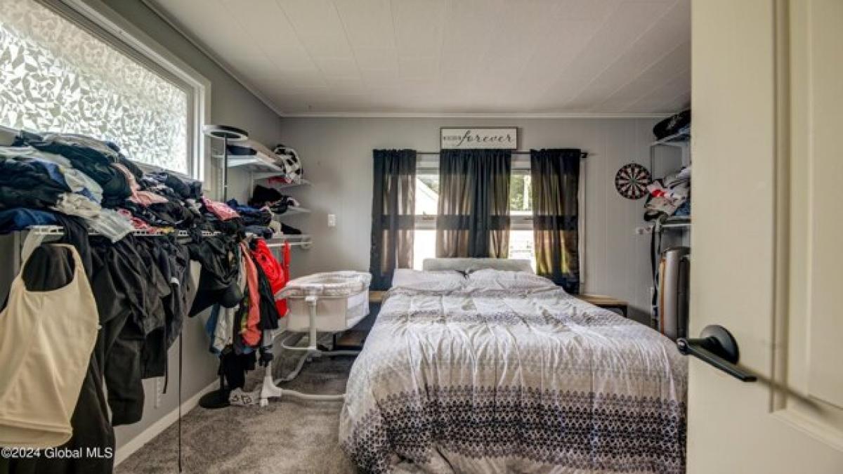 4 bedrooms House in Gloversville, USA No. 404136