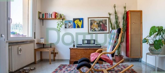 4-salle Appartement à Cesena, Italy No. 35079 5