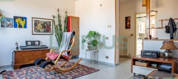 4-salle Appartement à Cesena, Italy No. 35079 3