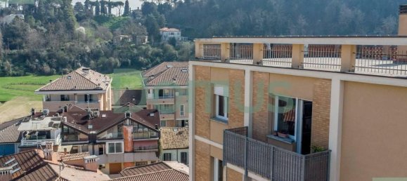 4-salle Appartement à Cesena, Italy No. 35079 11