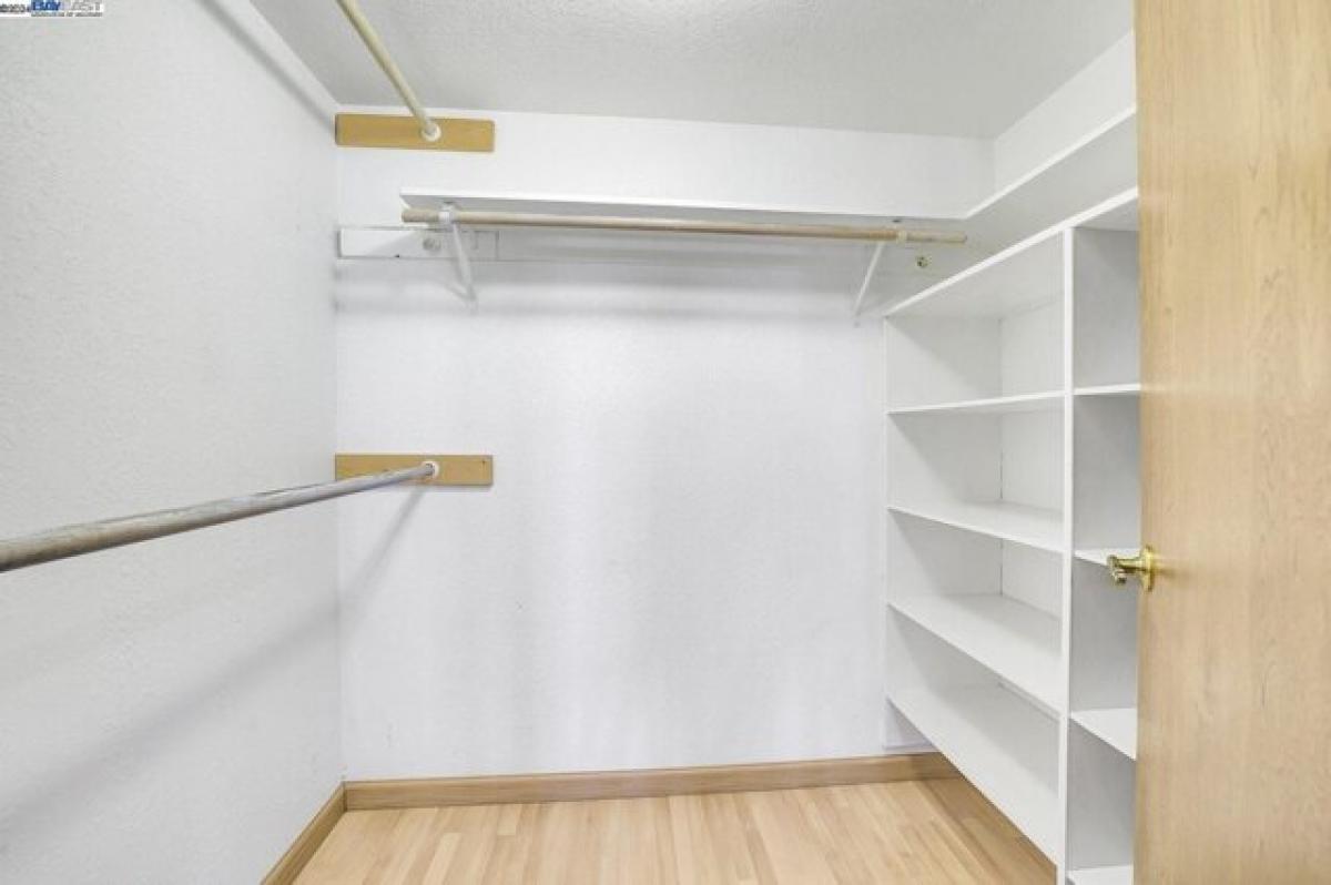 2 bedrooms House in Castro Valley, USA No. 373995