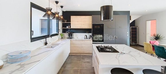 4 bedrooms Villa in Occitanie, France No. 342138 3