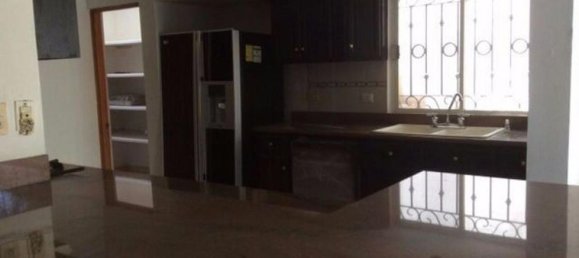 4 bedrooms House in Nuevo Leon, Mexico No. 185570 2