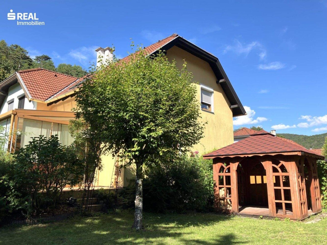 4غرفة تاون هاوس في Hinterbruhl, Austria رقم 219192