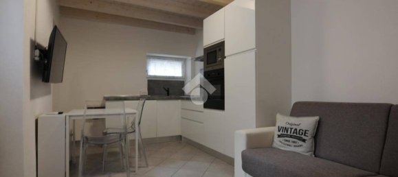 2 Schlafzimmer Haus in Sarnico, Italy, Nr. 303661 5