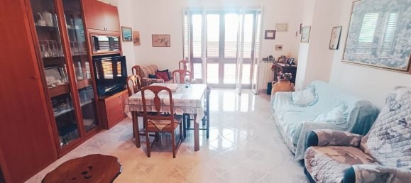 3 bedrooms House in Ortelle, Italy No. 357611 3