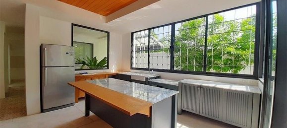 Кафе / ресторан с 4 спальнями в Хуа Хин, Таиланд № 6710 10