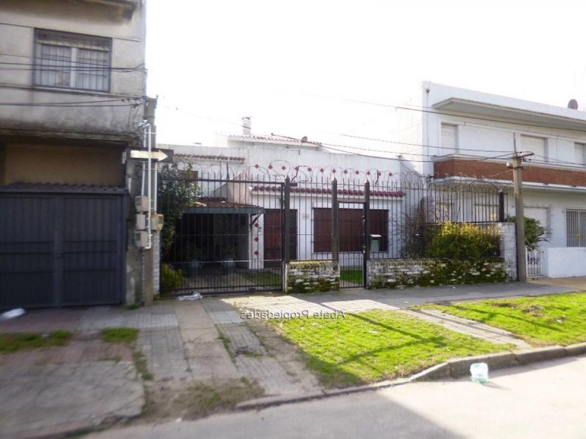 Terreno en Montevideo, Uruguay No. 14982