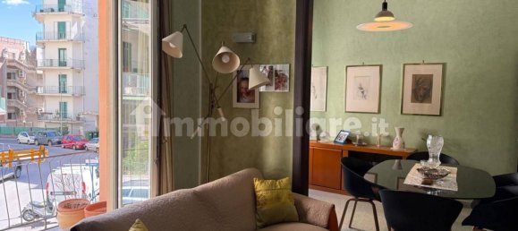3 bedrooms Apartment in Salerno, Italy No. 319181 2