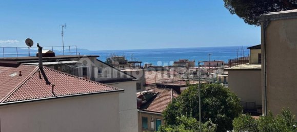 3 bedrooms Apartment in Salerno, Italy No. 319181 9
